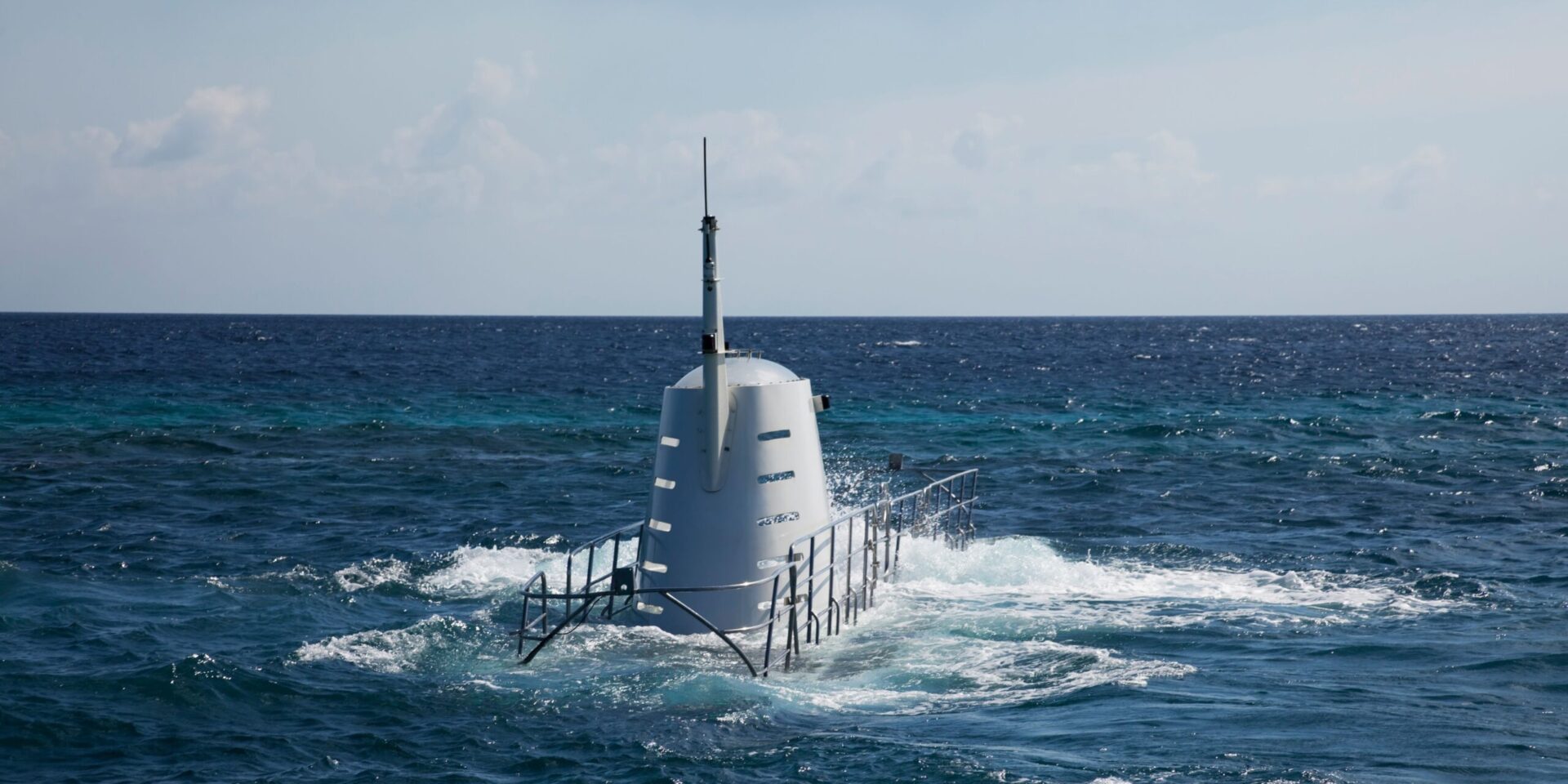 Bateau sous-marin,Hurghada,exploration sous-marine,mer Rouge,récifs coralliens,poissons tropicaux,observation marine,aventure sous-marine,plongée,découverte sous-marine,bateau de croisière,excursion en bateau,plongée sans équipement,exploration aquatique,activité familiale,excursion en mer,observation des poissons,voyage en bateau,visites sous-marines,tourisme aquatique,récifs sous-marins,aventure sous l'eau,île de corail,plongée en bateau,excursion Hurghada,aventure marine,mer cristalline,navigation en mer,découverte du fond marin,Bateau sous-marin à Hurghada,excursion bateau sous-marin Hurghada,observation sous-marine Hurghada,exploration marine à Hurghada,plongée sans équipement Hurghada,découverte du fond marin Hurghada,activité sous-marine Hurghada,excursion en mer à Hurghada,aventure sous-marine en bateau,tour sous-marin Hurghada,exploration des récifs coralliens Hurghada,activité famille bateau sous-marin,bateau sous-marin avec vue,aventure en mer Rouge Hurghada,croisière sous-marine Hurghada,voyage sous-marin Hurghada,excursion dans la mer Rouge Hurghada,découverte des poissons tropicaux Hurghada,bateau sous-marin récifs coralliens Hurghada,bateau sous marin,sous marin Hurghada,bateau sousmarin,observation sous marins,excursion sousmarin,fond marin Hurghada,explore bateau sous marin,récif coralien sous marin,excursion mer rouge,explorateur sous-marin,navire sous marin,observation sous-marine Hurghada,bateau sous-marin à hurghada